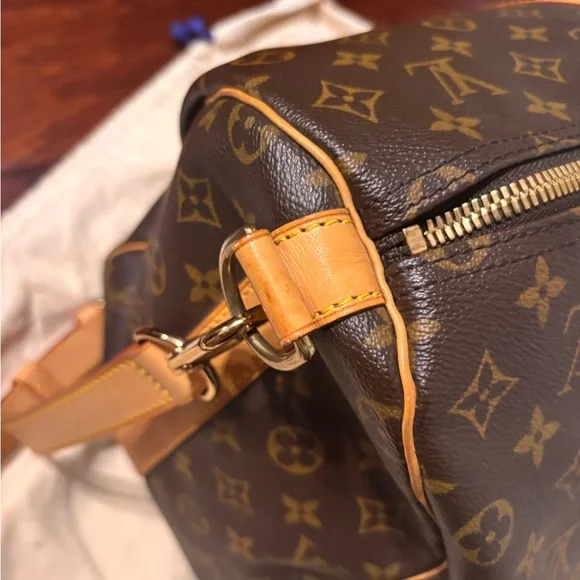 Louis Vuitton Monogram Keepall Bandouliere 50 Crossbody - Picture 13 of 15